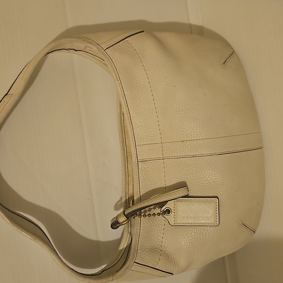 Coach RARE N0 11611 Y2K White Leather Ergo Zip Hobo Shoulder Bag - Picture 2 of 9